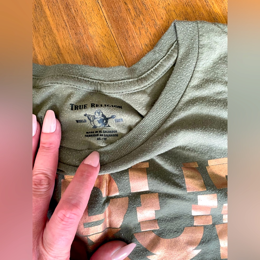 Everyday tee